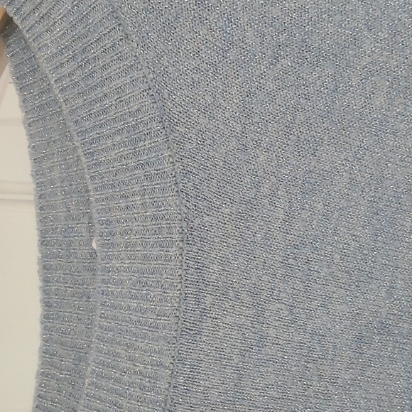 H&M Baby Blue Sweater Size M - Picture 2 of 3
